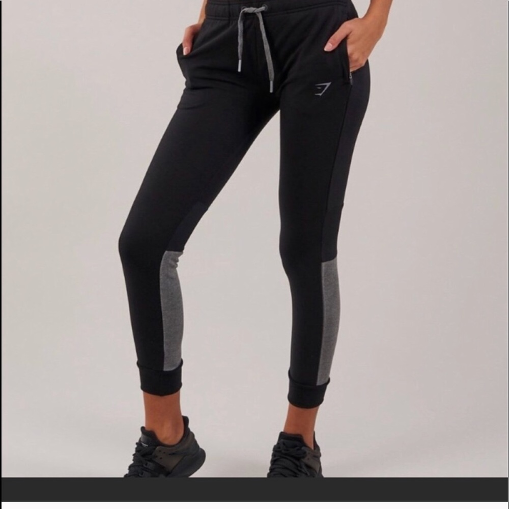 gymshark joggers